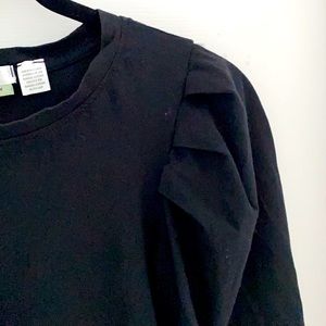 Pin-tucked/puff sleeved top